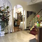 ホテル Claridge ラッパロ