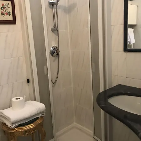 ホテル Claridge ラッパロ